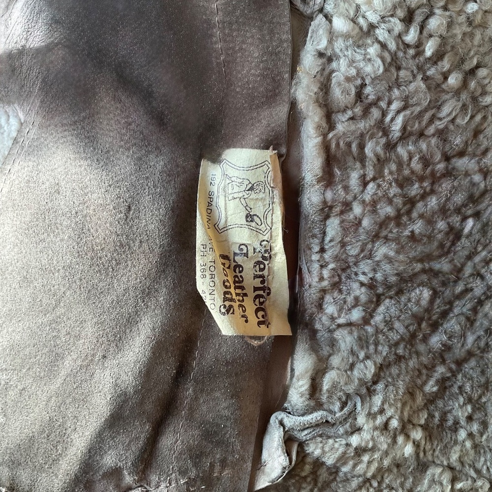 VINTAGE  LAMBS WOOL  FULL LENGTH  VEST     size  L - Picture 13 of 13